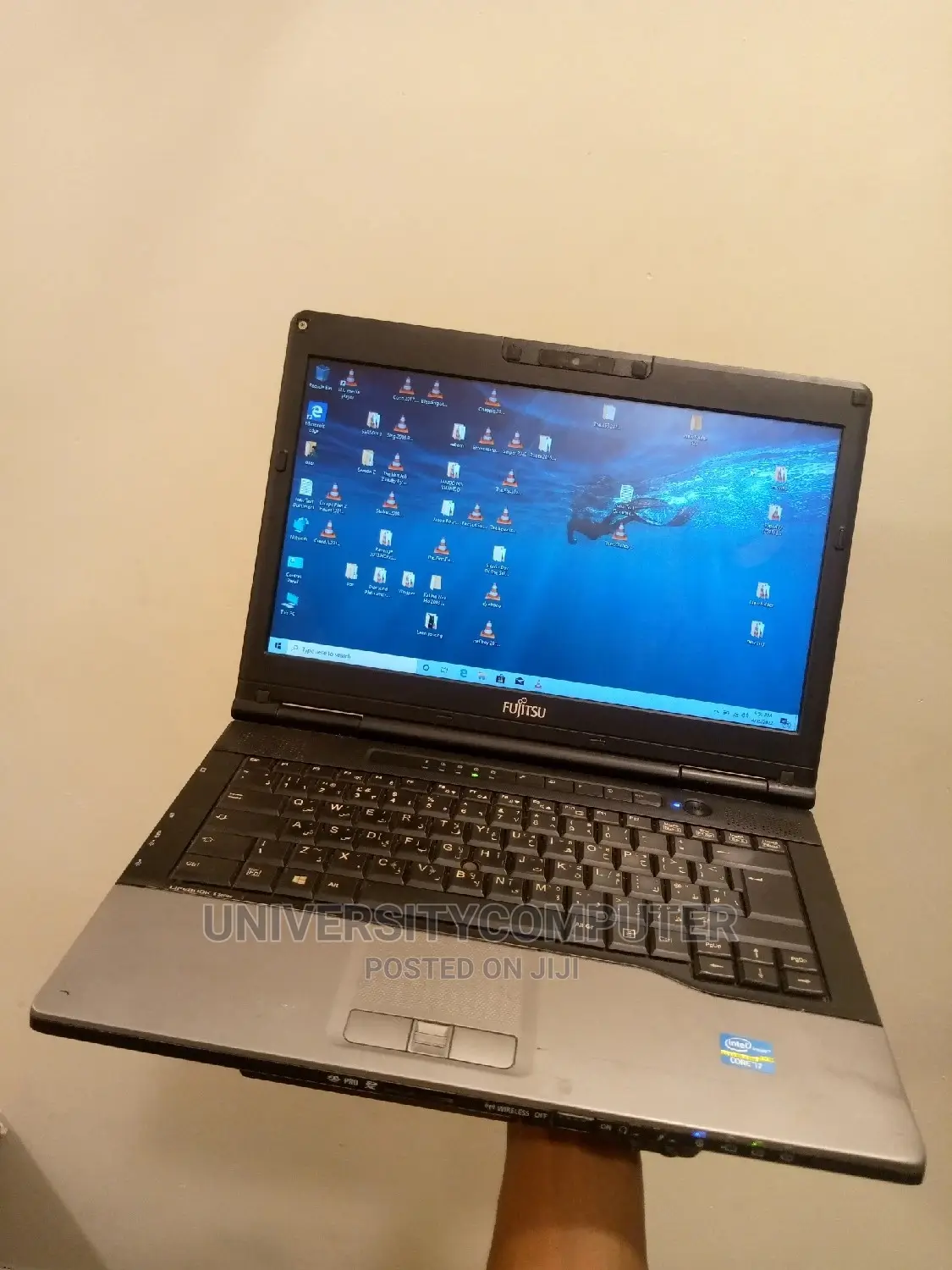 Laptop Fujitsu Lifebook AH550 4GB Intel Core I7 HDD 320GB