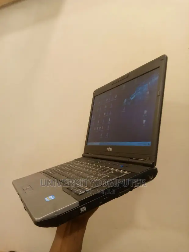 Laptop Fujitsu Lifebook AH550 4GB Intel Core I7 HDD 320GB for sale