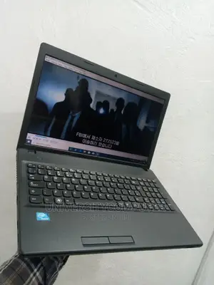 Laptop Lenovo 500e 4GB Intel Celeron HDD 500GB