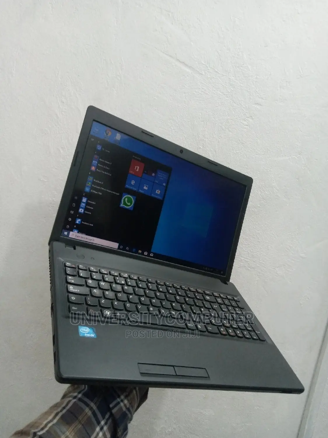 Laptop Lenovo 500e 4GB Intel Celeron HDD 500GB