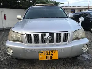 Toyota Kluger 2004 Silver