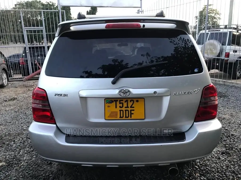 Toyota Kluger 2004 Silver