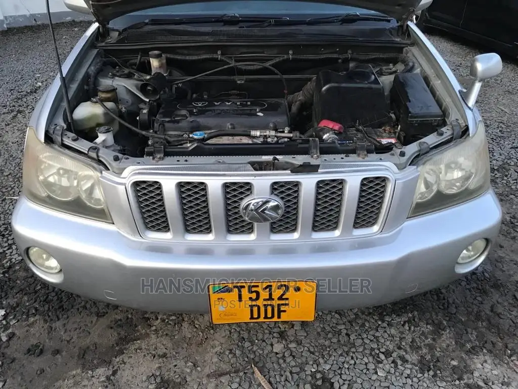 Toyota Kluger 2004 Silver