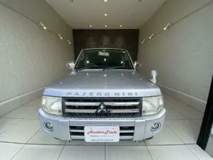 Mitsubishi Pajero 2009 Silver