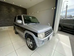 Mitsubishi Pajero 2009 Silver