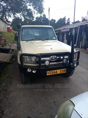 Toyota Land Cruiser 2008 Beige