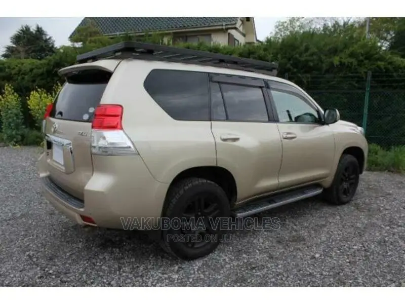 Toyota Land Cruiser Prado 2009 Gold