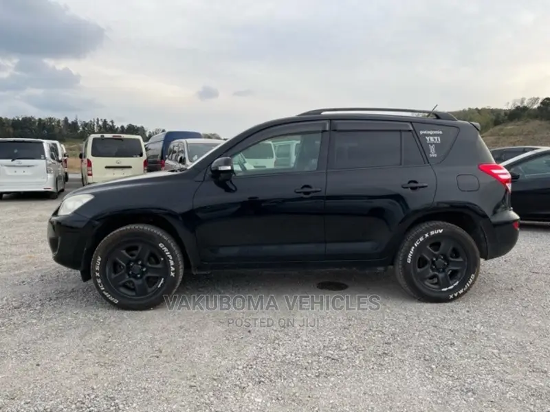 Toyota RAV4 2011 Black