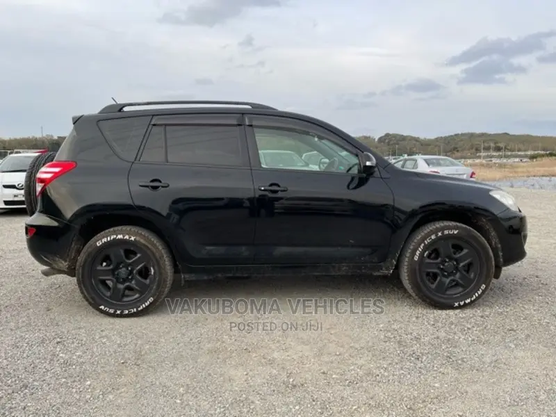 Toyota RAV4 2011 Black
