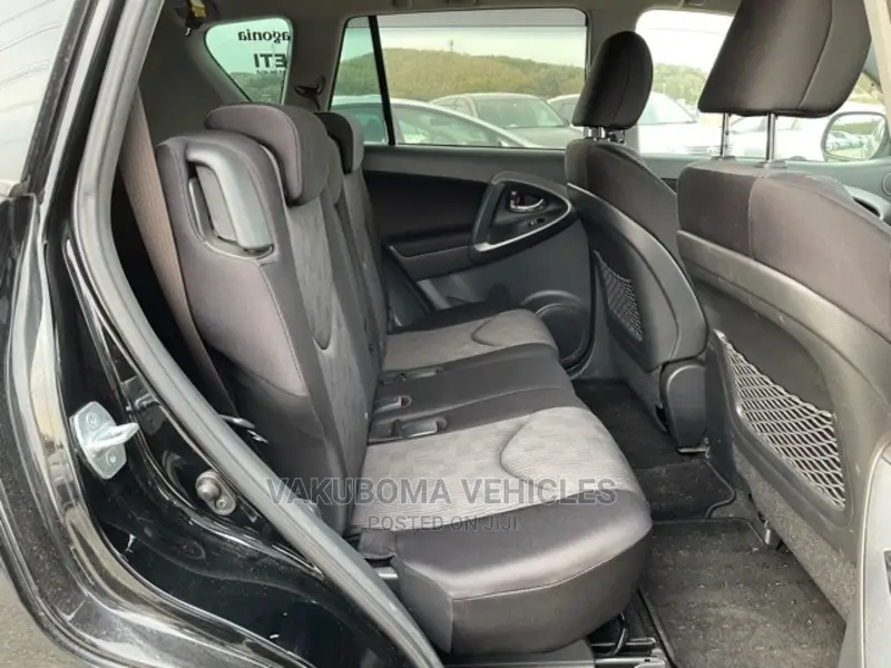 Toyota RAV4 2011 Black
