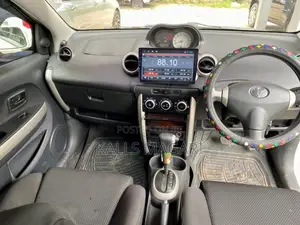 Toyota IST 2004 White