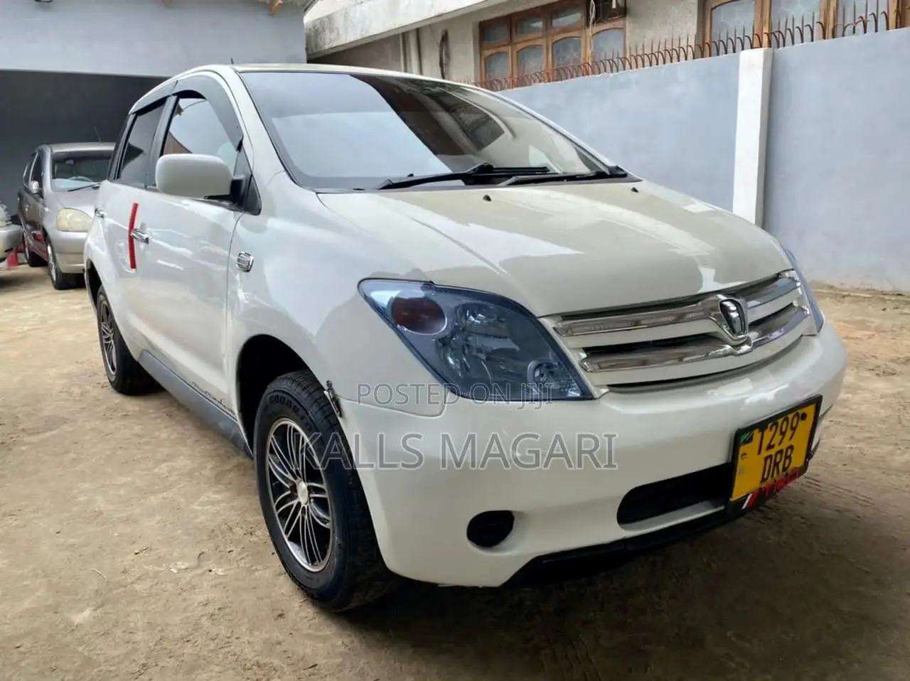 Toyota IST 2004 White