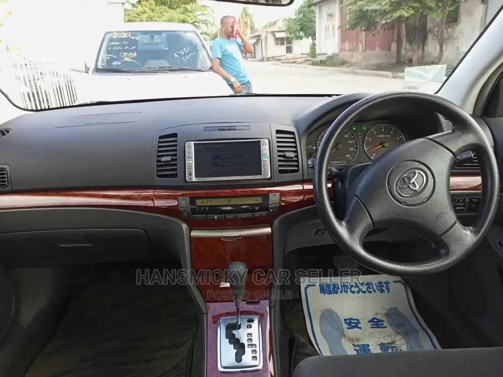 Toyota Premio 2007 Silver