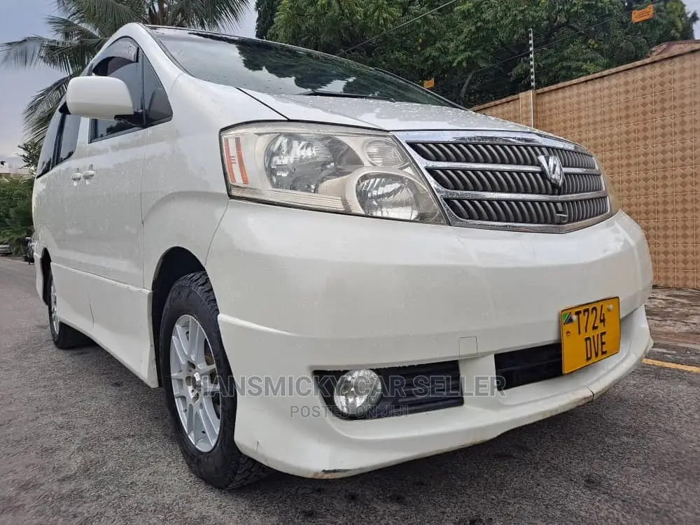 Toyota Alphard 2004 White