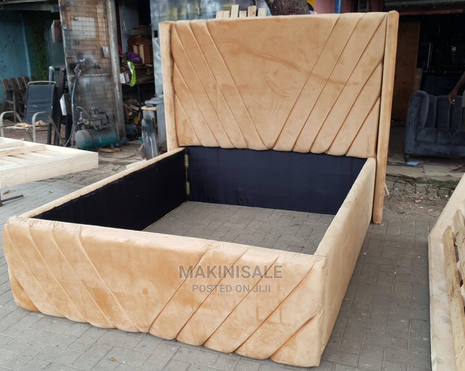 Kitanda Kizuri Cha Sofa in Kinondoni Furniture, David Serafini