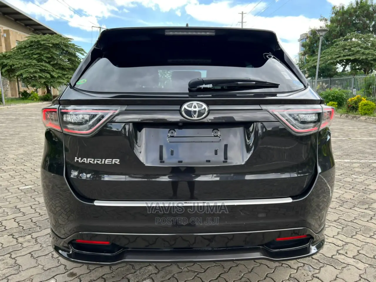 Toyota Harrier 2.5 Hybrid 4WD 2014 Black