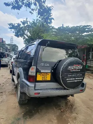 Toyota Land Cruiser Prado 2002 Black
