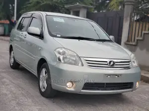 Toyota Raum 2008 Beige