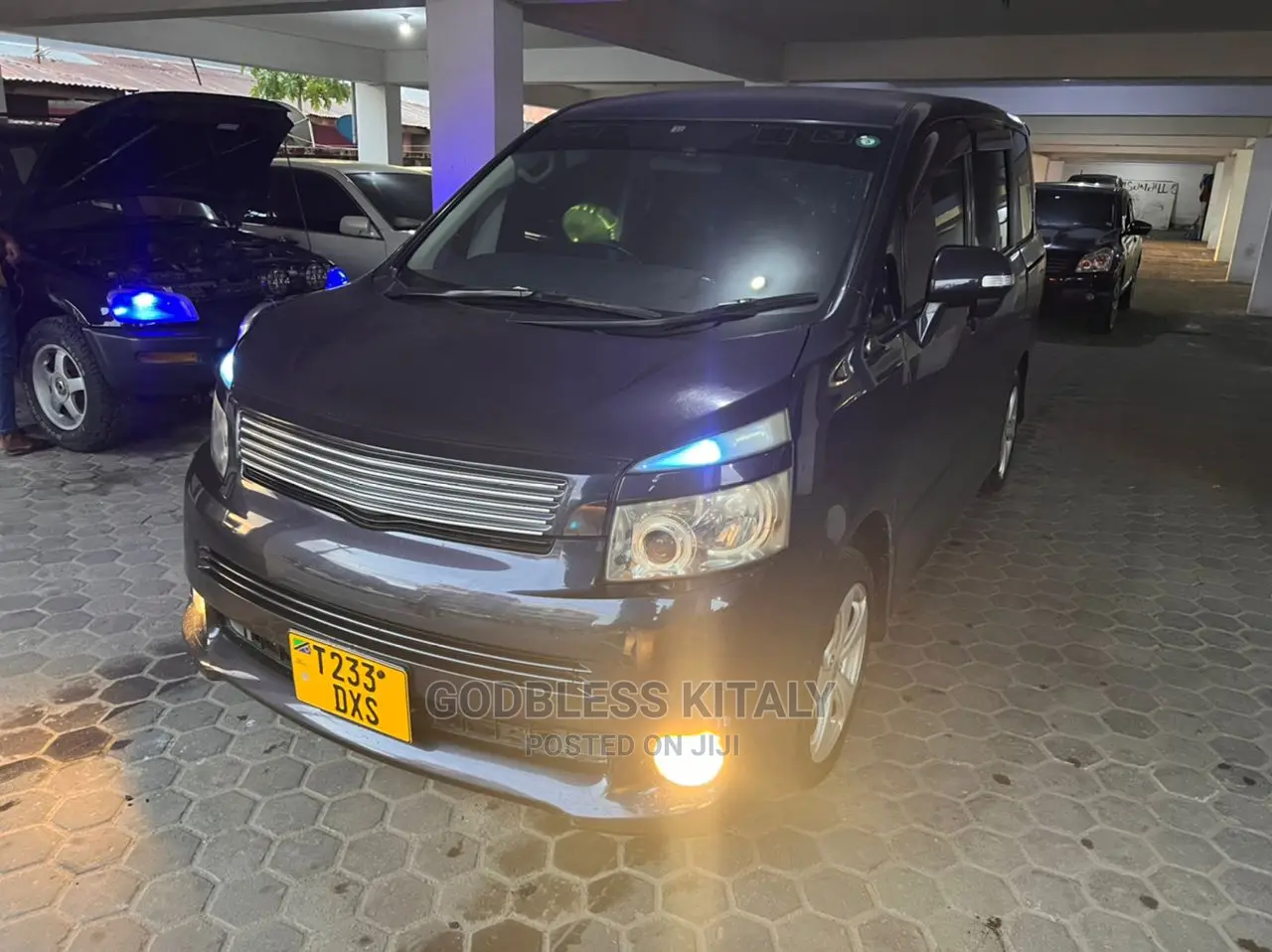 Toyota Noah 2008 Blue