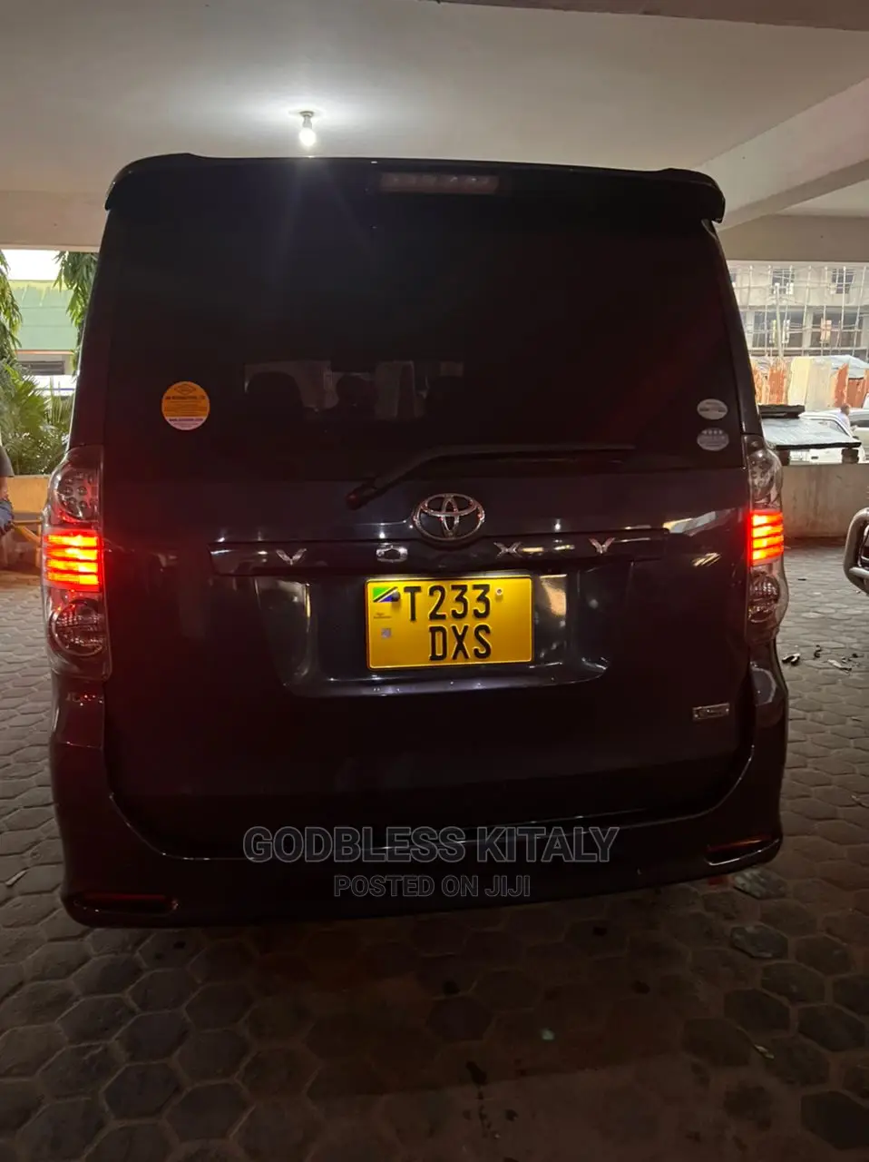 Toyota Noah 2008 Blue