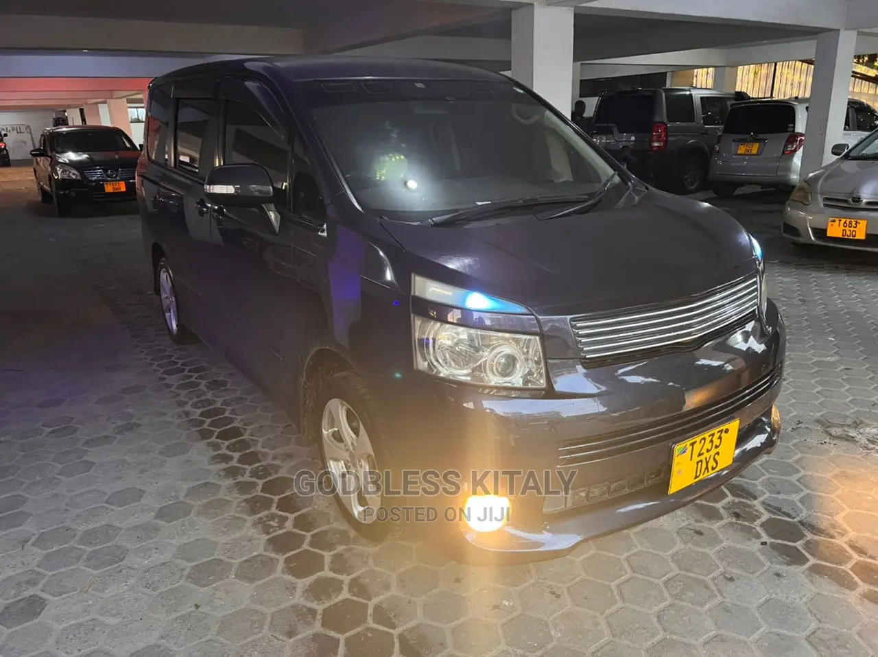 Toyota Noah 2008 Blue
