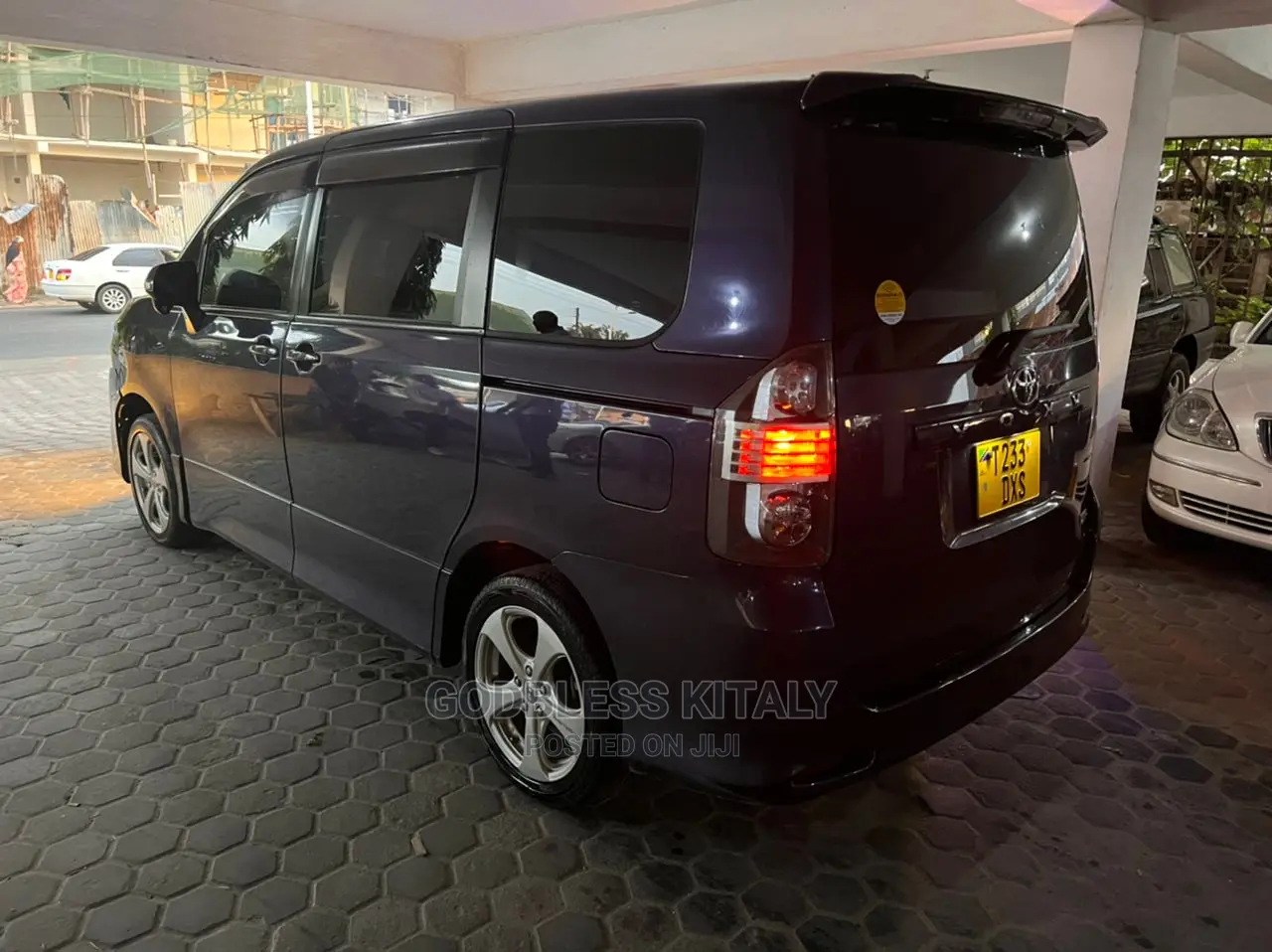 Toyota Noah 2008 Blue