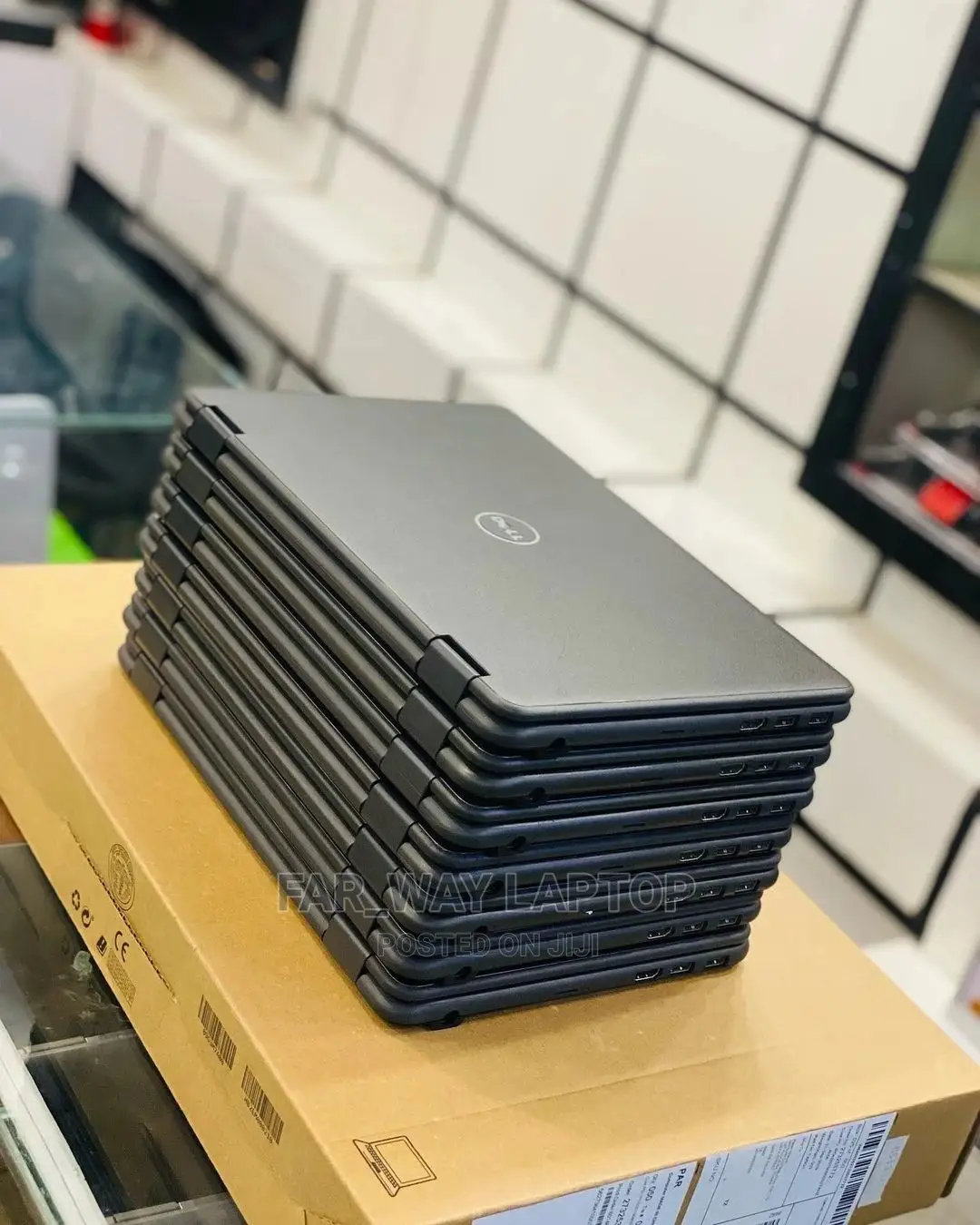 New Laptop Dell Latitude 3180 4GB Intel SSD 128GB