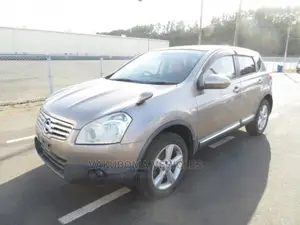 Nissan Dualis 2010 Beige