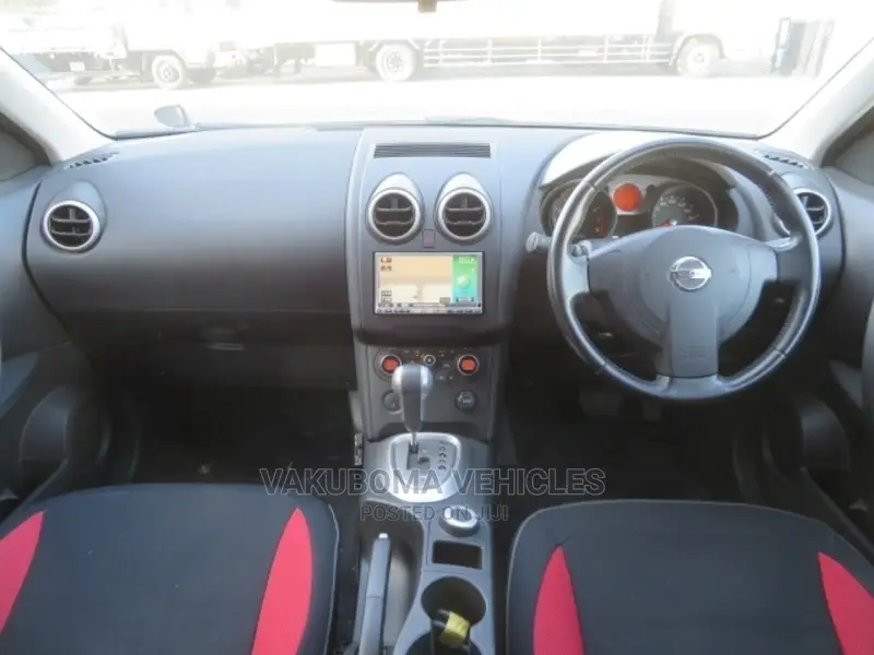 Nissan Dualis 2010 Beige
