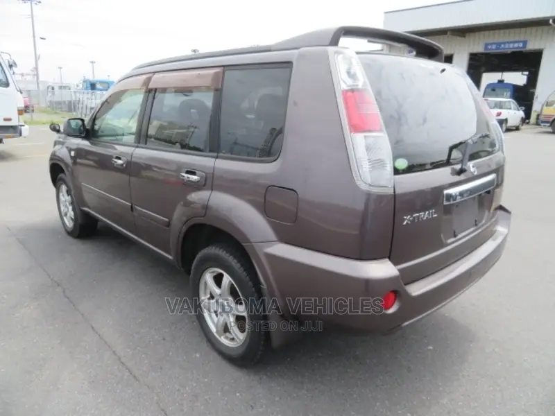 Nissan X-Trail 2007 Brown