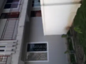 3bdrm Block of Flats in Kinondoni Studio, Mwananyamala for Rent