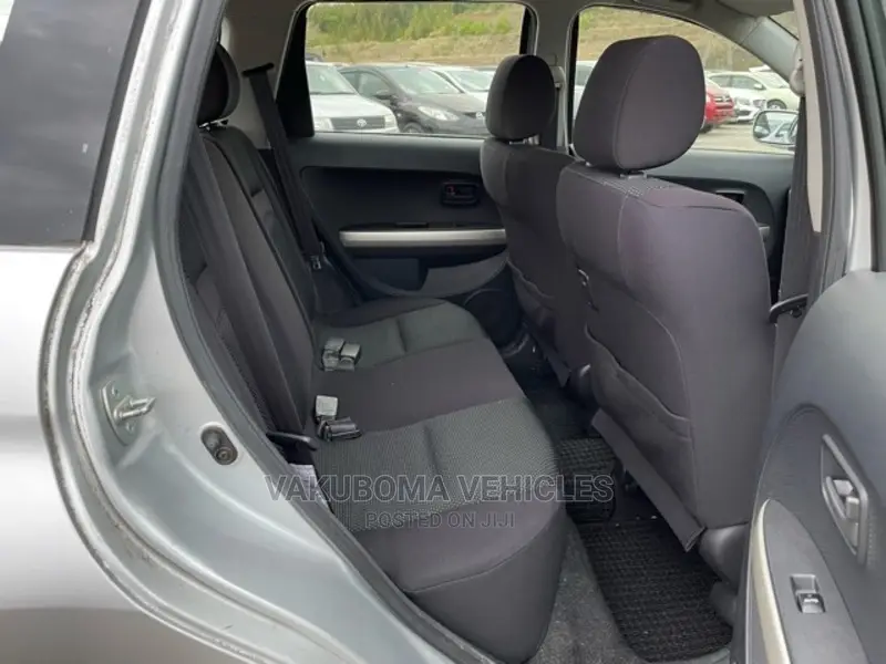 Toyota IST 2003 Silver