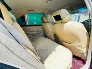 Toyota Brevis 2004