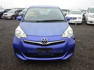 Toyota Ractis 2011 Blue