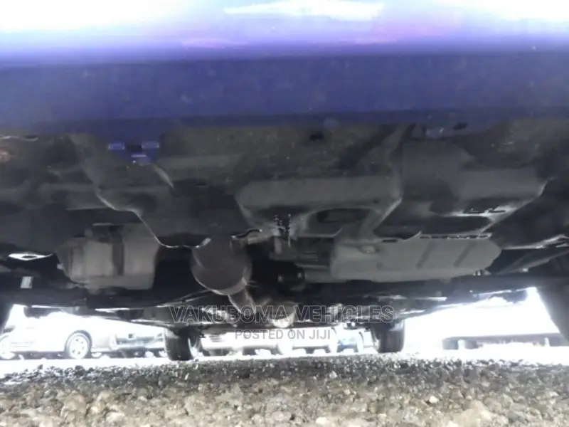 Toyota Ractis 2011 Blue