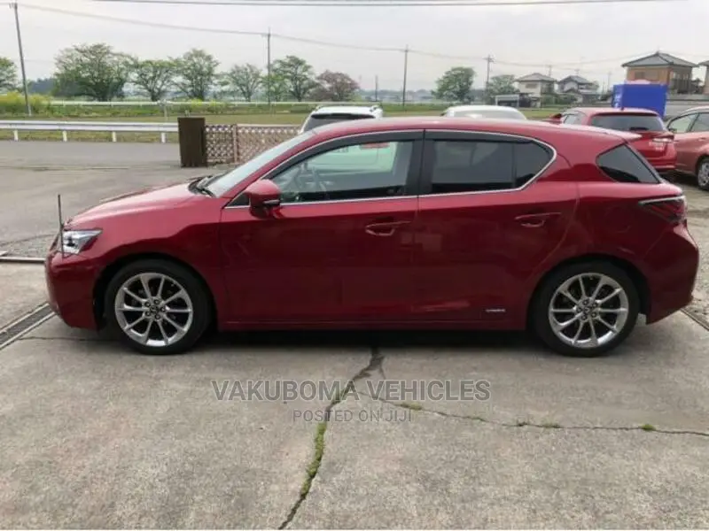 Lexus CT 2013 Red