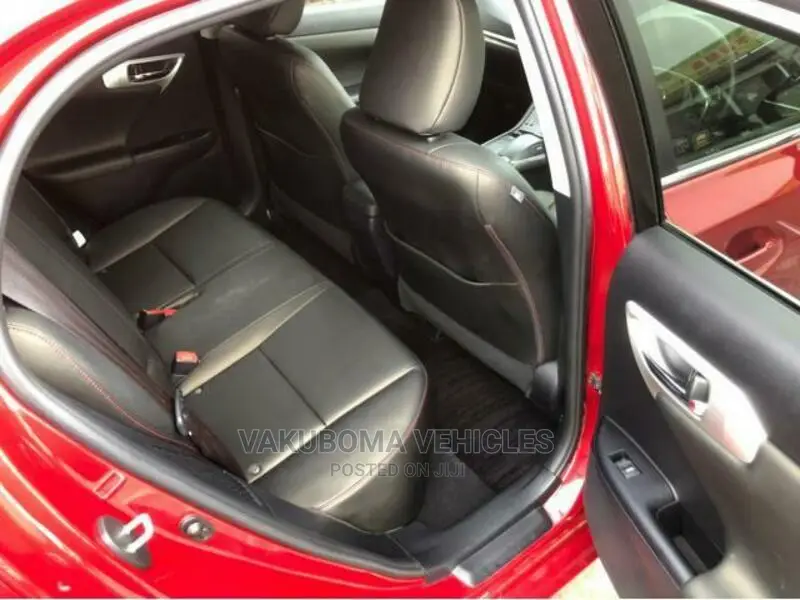 Lexus CT 2013 Red