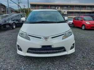 Toyota Estima 2009 White