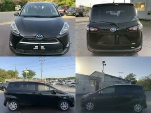 Toyota Sienta 2017 Black
