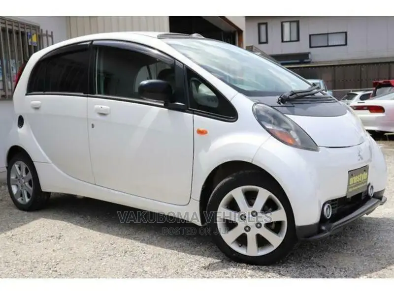 Mitsubishi Minica 2006 Silver