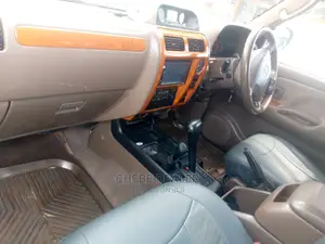 Toyota Land Cruiser 100 4.7 Executive 2006 Silver
