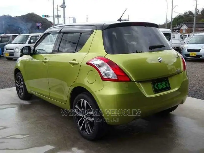 Suzuki Swift 2014 Green