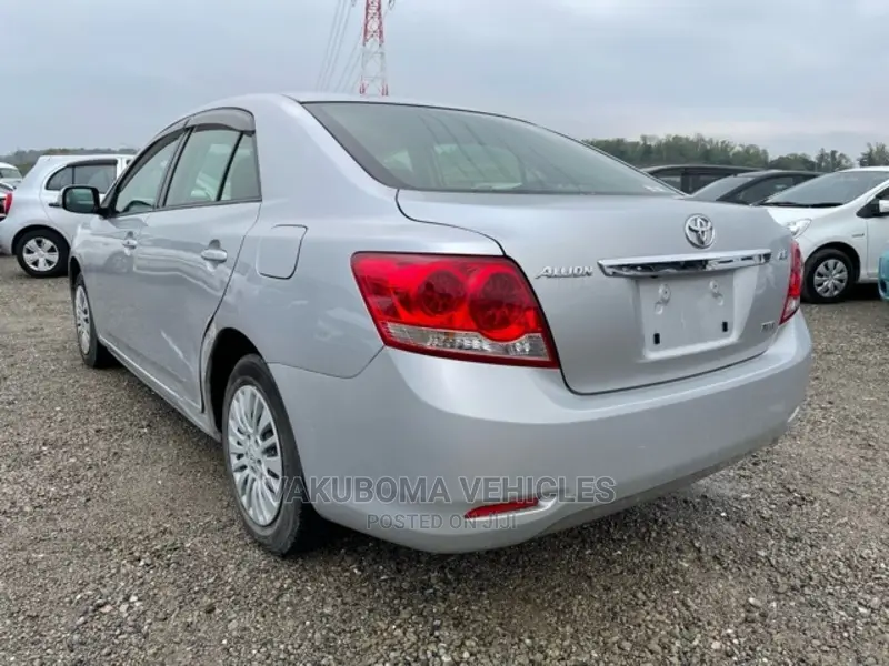 Toyota Allion 2011 Silver