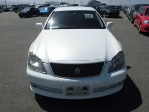 Toyota Crown 2004 White