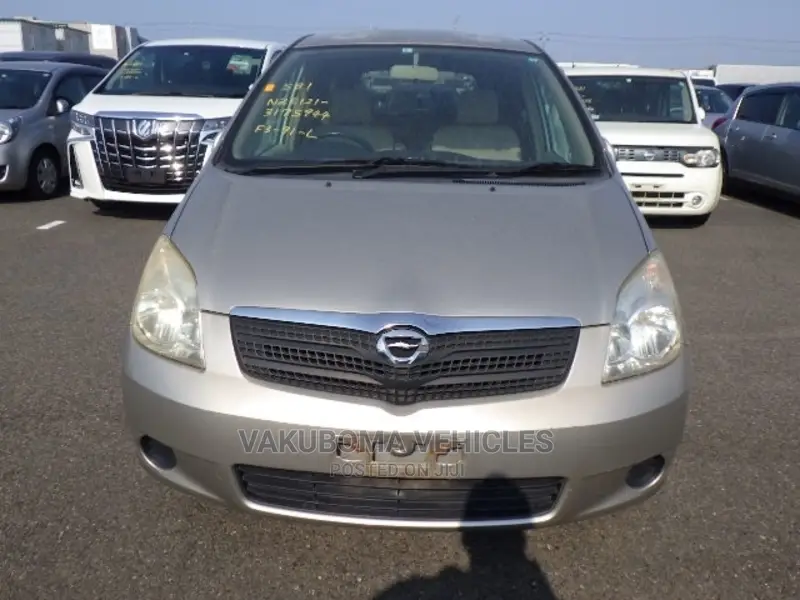 Toyota Corolla Spacio 2003 Beige