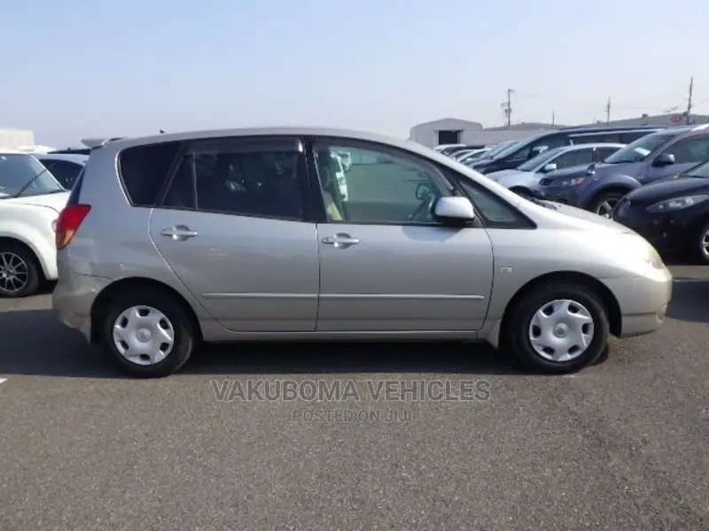 Toyota Corolla Spacio 2003 Beige