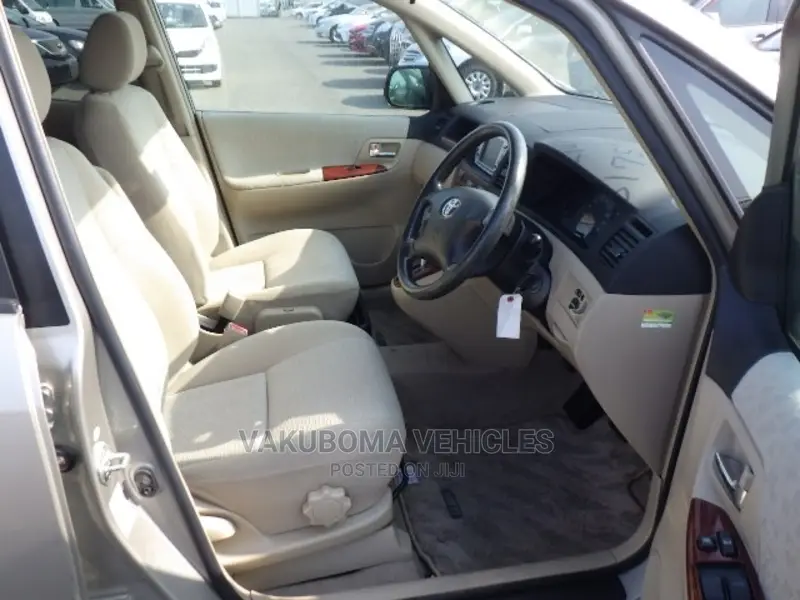 Toyota Corolla Spacio 2003 Beige