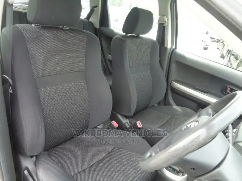 Toyota IST 2002 White