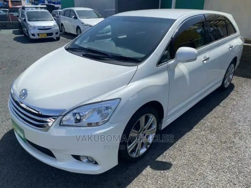 Toyota Mark X Zio 2010 Pearl