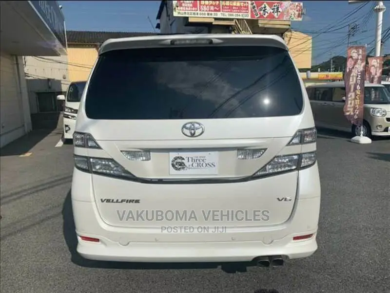 Toyota Vellfire 2008 Pearl